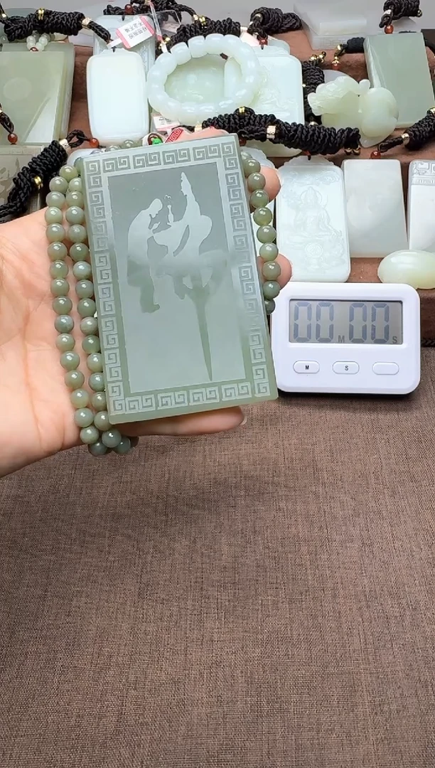 颈饰未镶嵌和田玉1