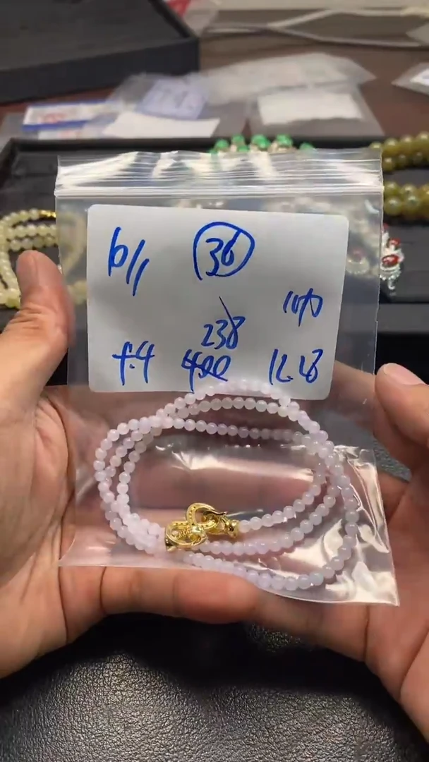 未镶嵌定制翡翠10万