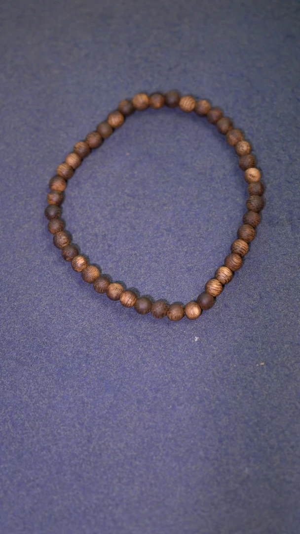 沉香手串海南莺歌绿棋单圈圆珠