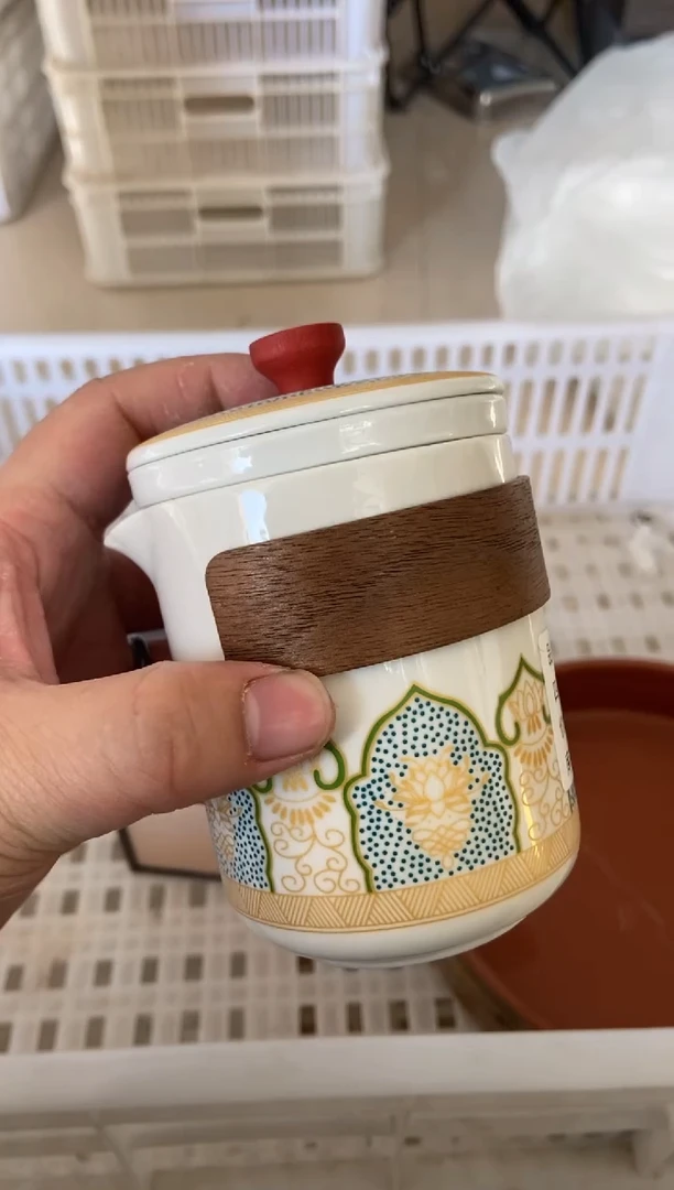 杯无运费险有瑕疵的摄影的产品有使用过的痕迹有点脏介意勿拍
