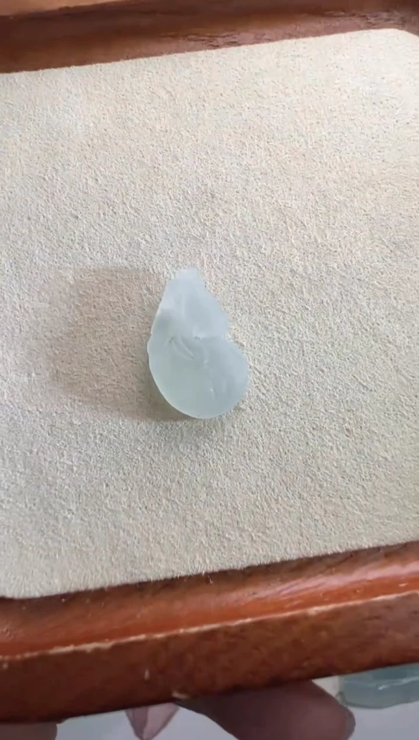 定制翡翠未镶嵌白冰福袋