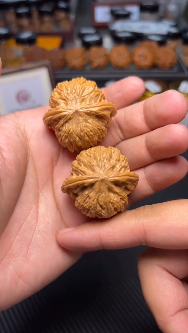 文玩核桃把件152磨盘38