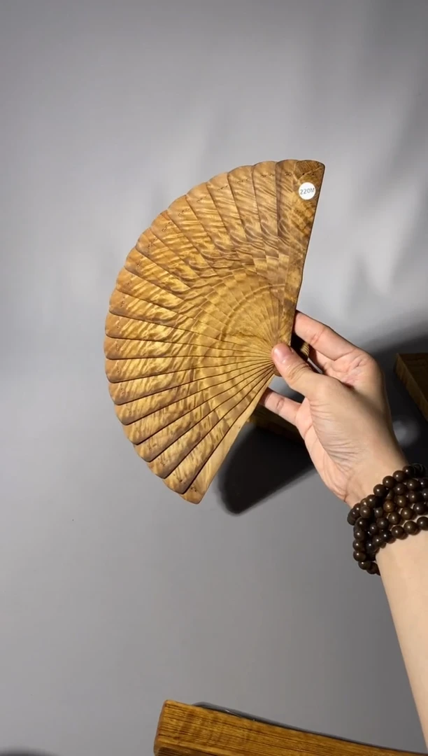 金丝楠?****?220号15cm小叶桢楠扇子掌中扇