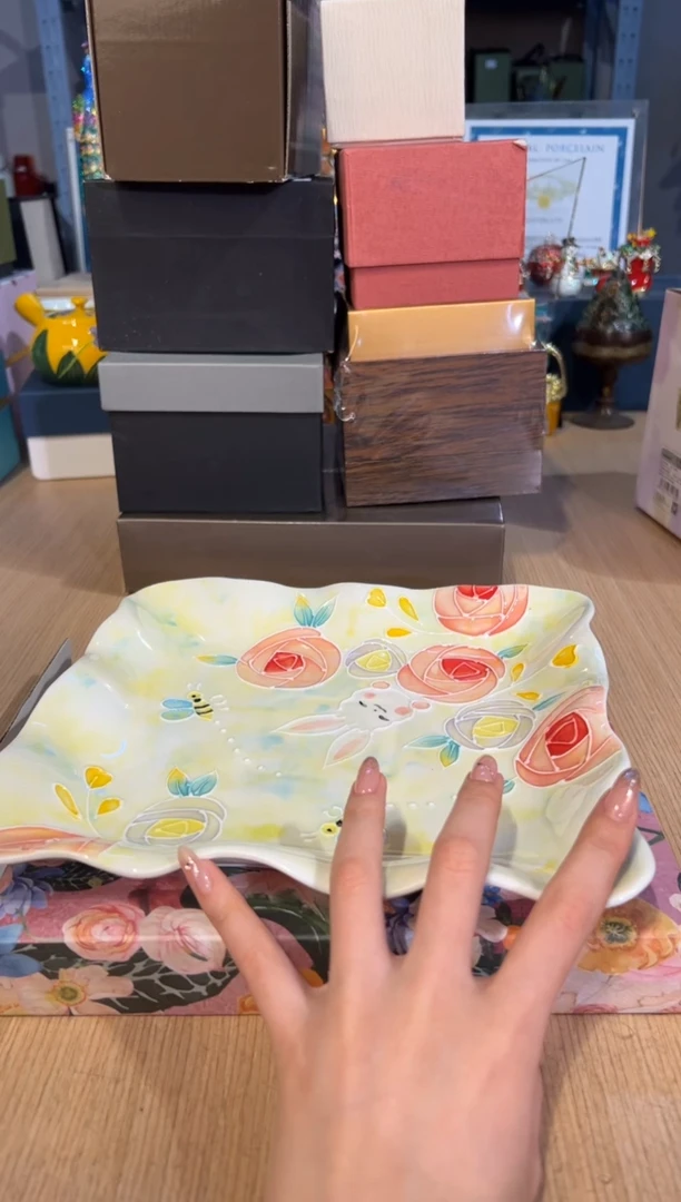 【闪购商品】杯192兔玫瑰四方盘