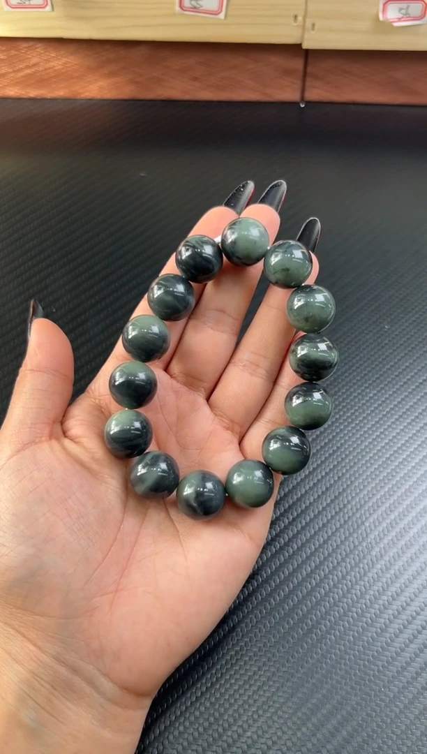 未镶嵌手串和田玉若羌微色差卡16