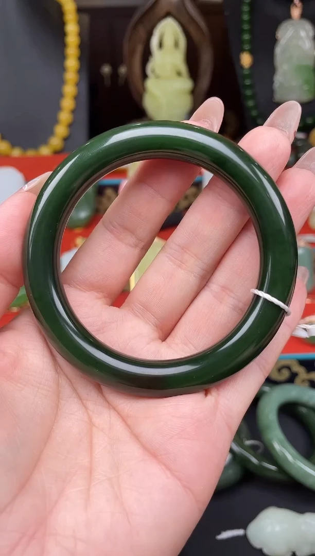 和田玉手镯未镶嵌手镯58