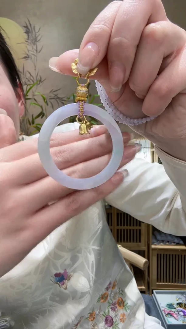 【闪购商品】翡翠颈饰未镶嵌吊坠