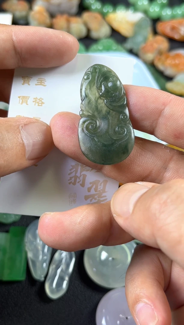 定制翡翠未镶嵌妃****了苏工如意