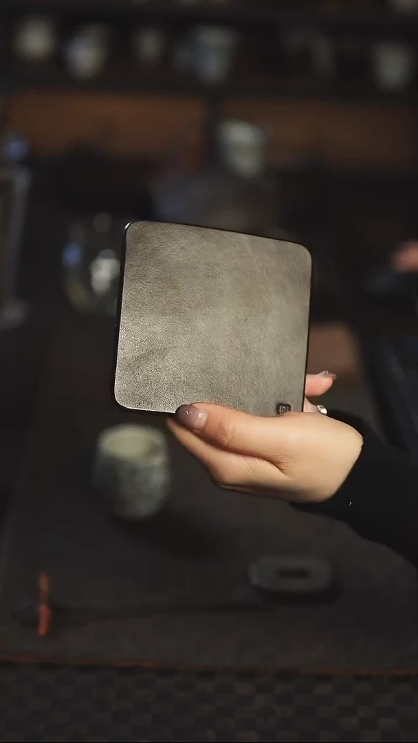 【闪购商品】几席之上 美鞍牛皮杯垫10*10