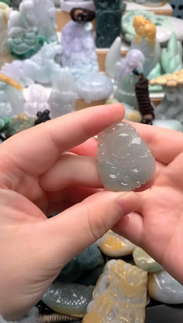 吊坠(不含链)未镶嵌翡翠1