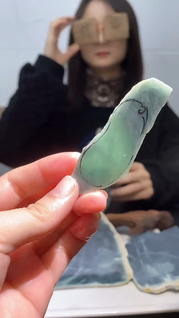 【闪购商品】翡翠挂件未镶嵌天然翡翠A货原料