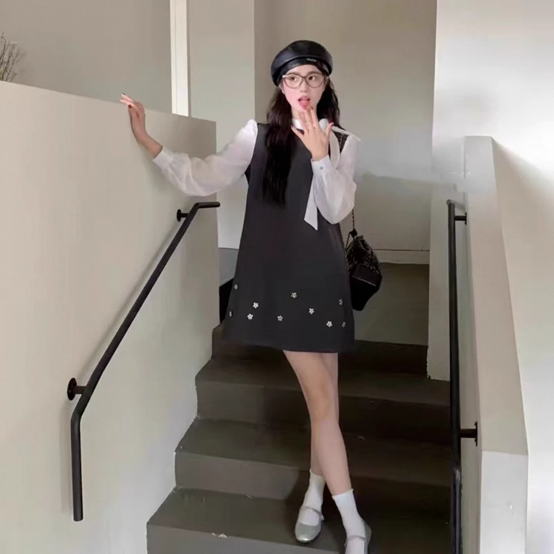 蝴蝶结绑带假两件连衣裙女2025春新款气质独特绝美小裙子
