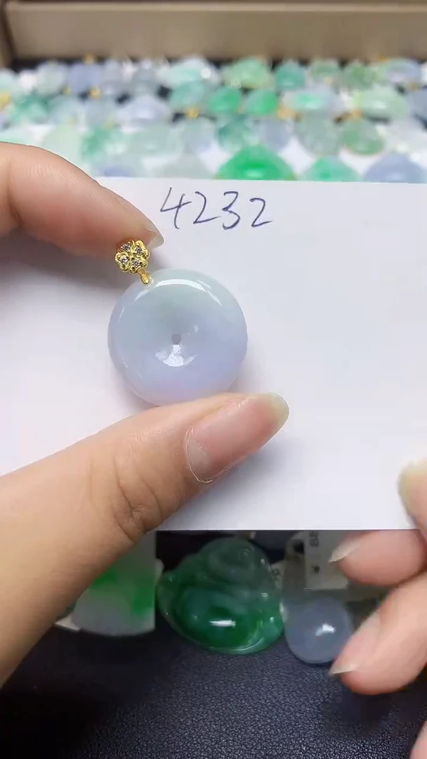 翡翠未镶嵌颈饰 天然缅甸翡翠A货