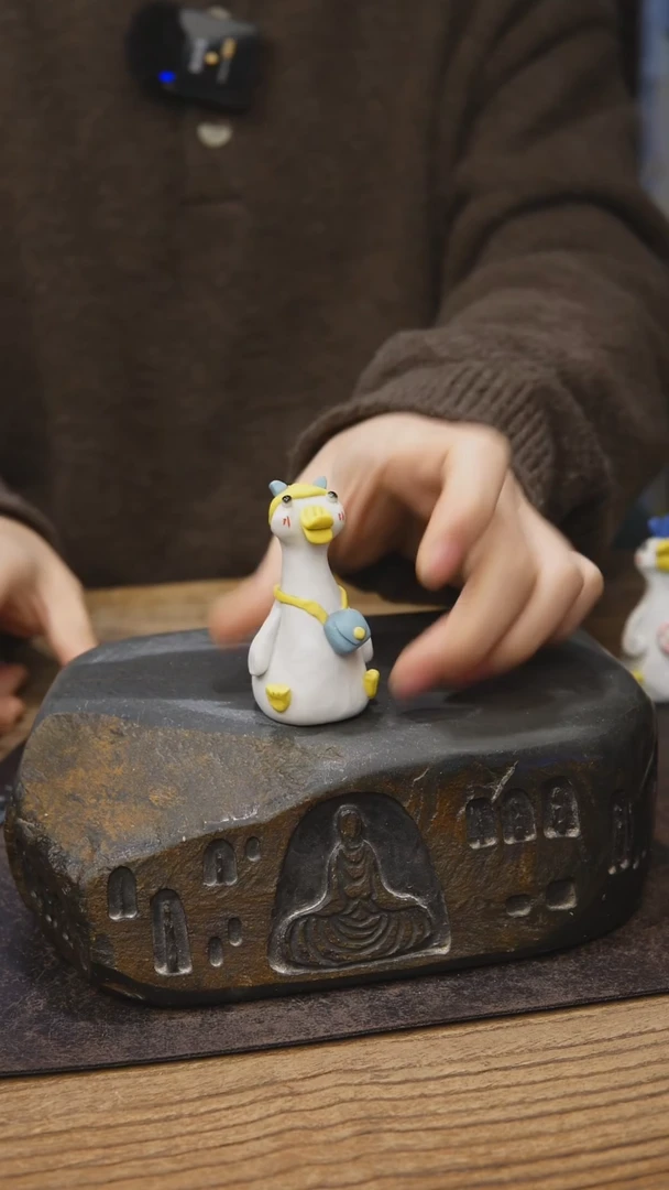 开播福利同款背包鸭