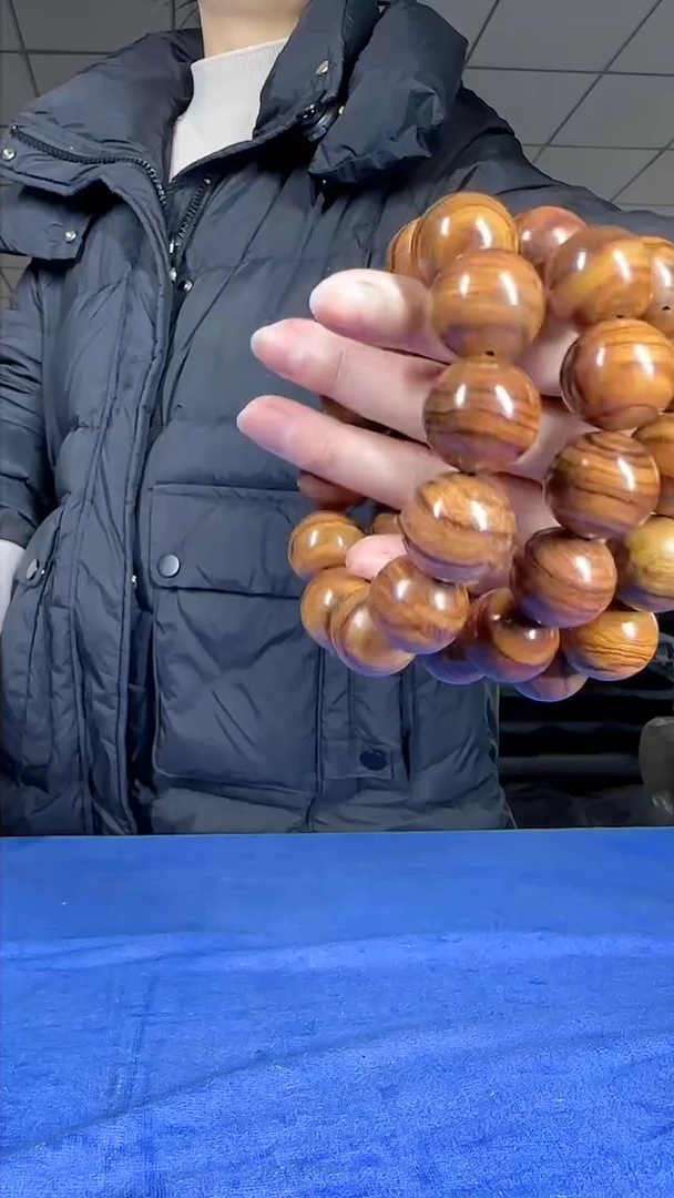 2.0黄花梨以主播讲解为准（不含配件）