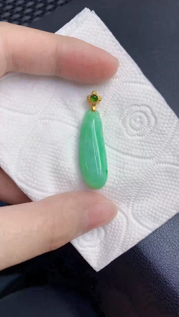 颈饰未镶嵌翡翠天然翡翠缅甸A货