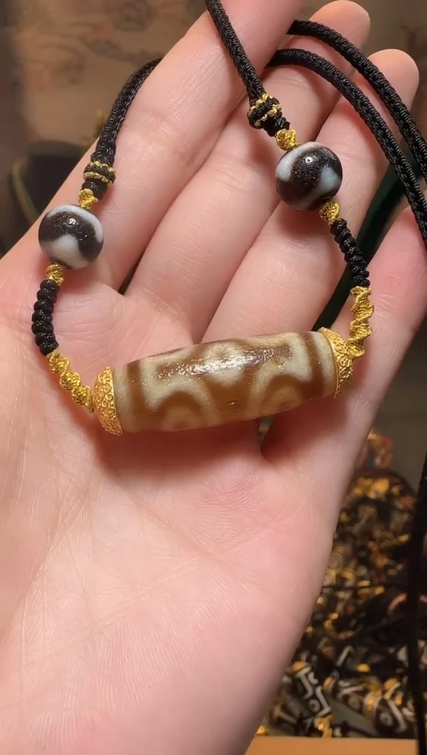 【闪购商品】玛瑙吊坠18K金镶嵌吊坠