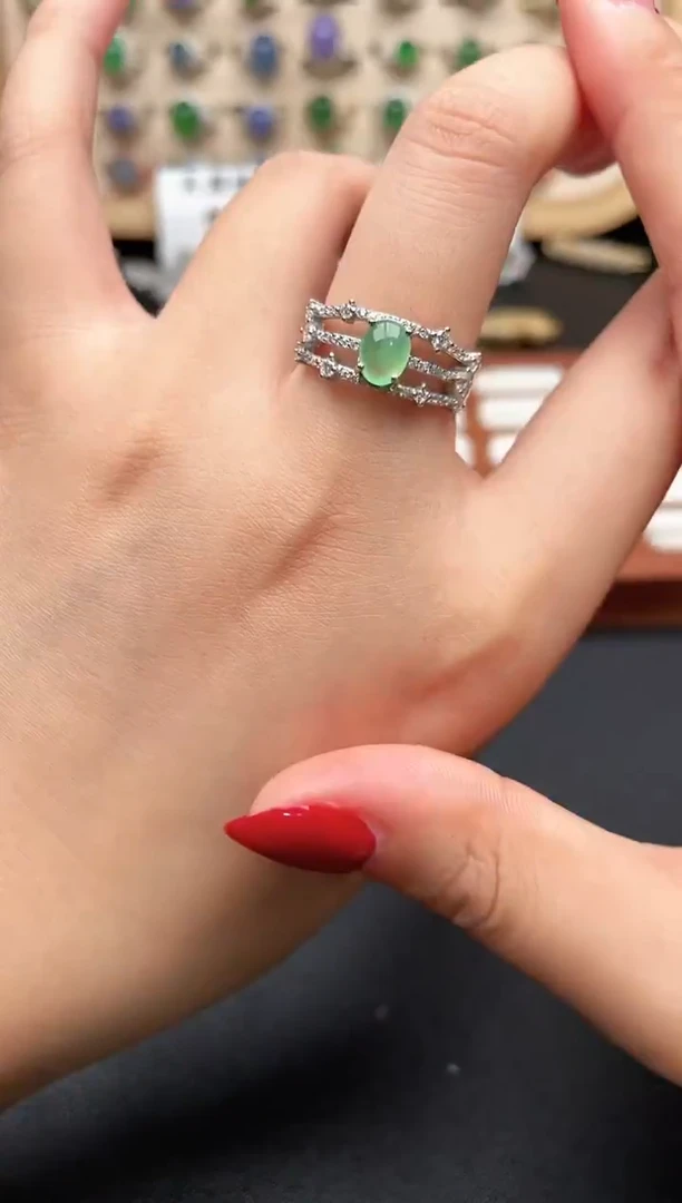 银S925镶嵌戒指翡翠一物一证一礼盒