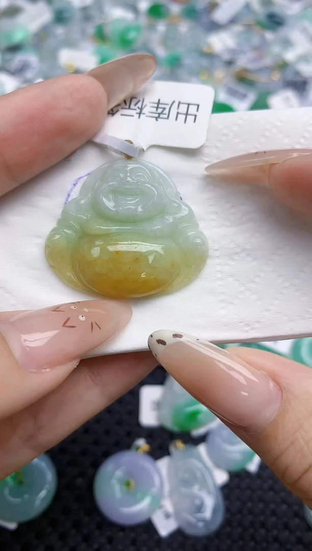翡翠18K金镶嵌颈饰24   天然翡翠A货