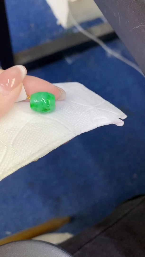 颈饰未镶嵌翡翠缅甸天然翡翠a货