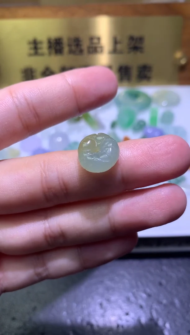 未镶嵌定制翡翠毛货