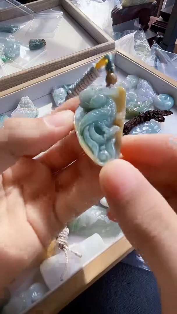 吊坠(不含链)未镶嵌翡翠1