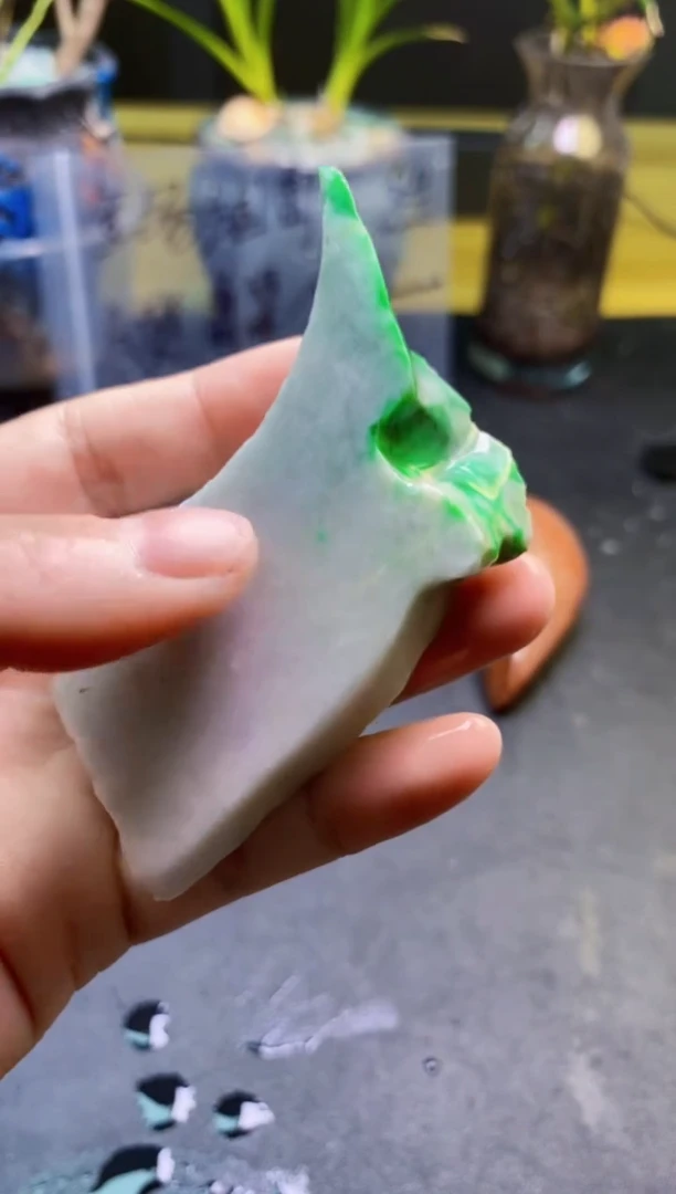 翡翠未镶嵌颈饰天然翡翠130