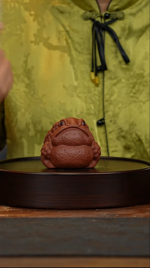 茶壶紫砂金蟾茶宠