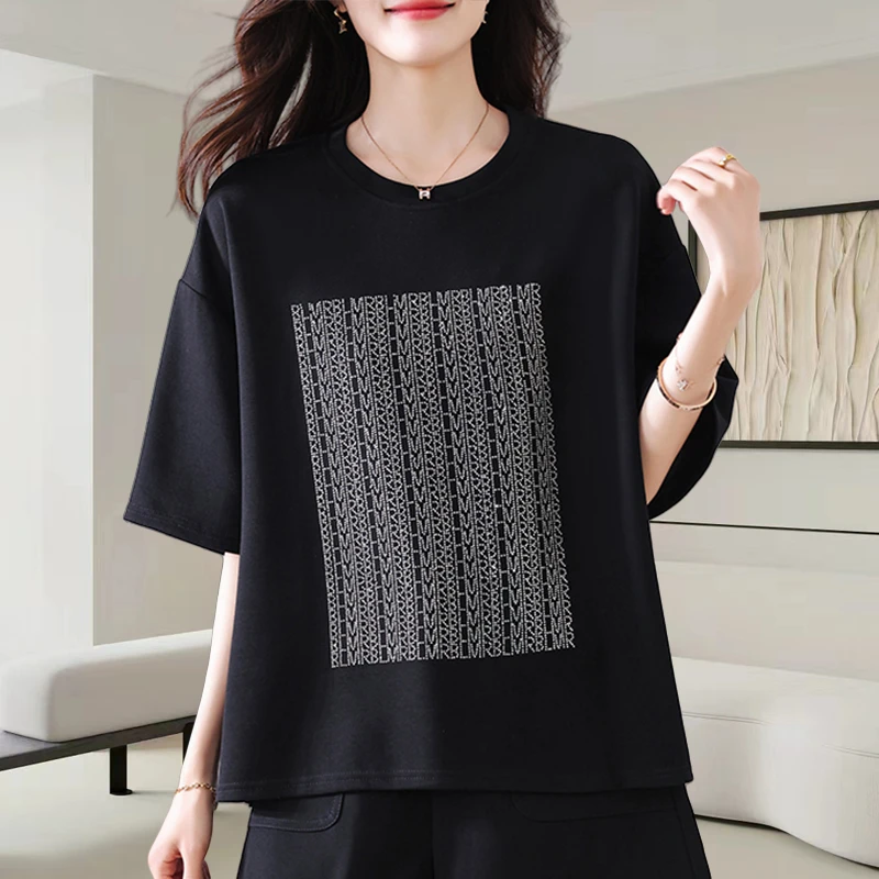 黑色短袖t恤女夏季2025新款时尚减龄宽松设计感字母烫钻休闲上衣