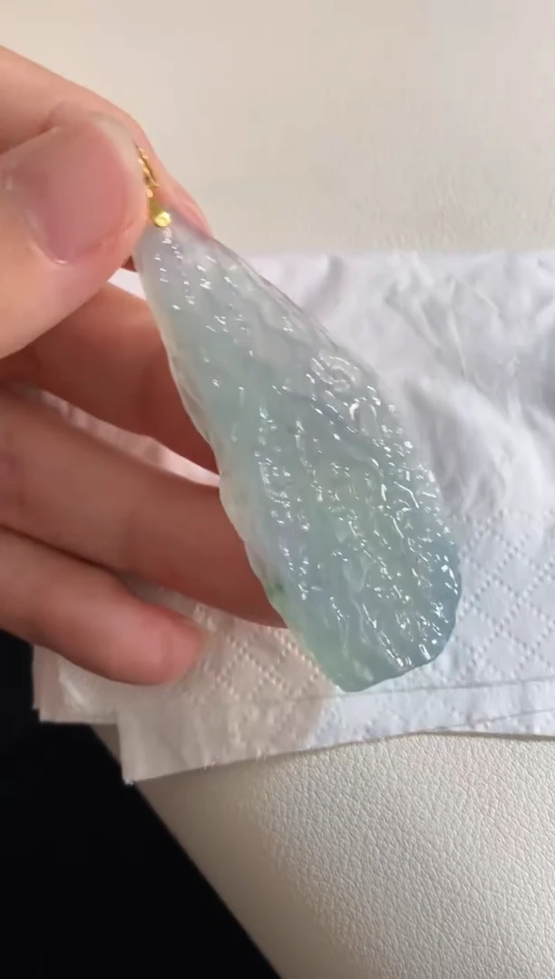 翡翠18K金镶嵌吊坠(不含链)吊坠