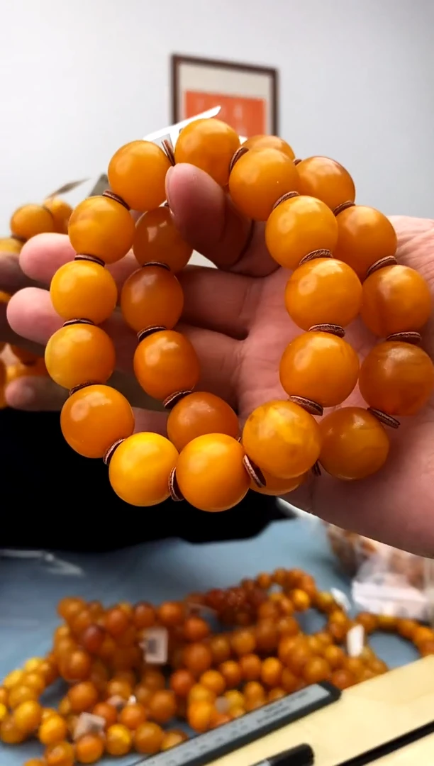 【闪购商品】蜜蜡珠宝奇石未镶嵌假一罚十，多样性发一件