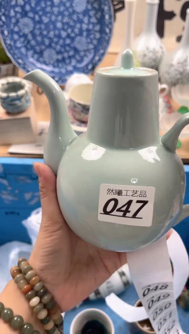 瓷片上****殖047