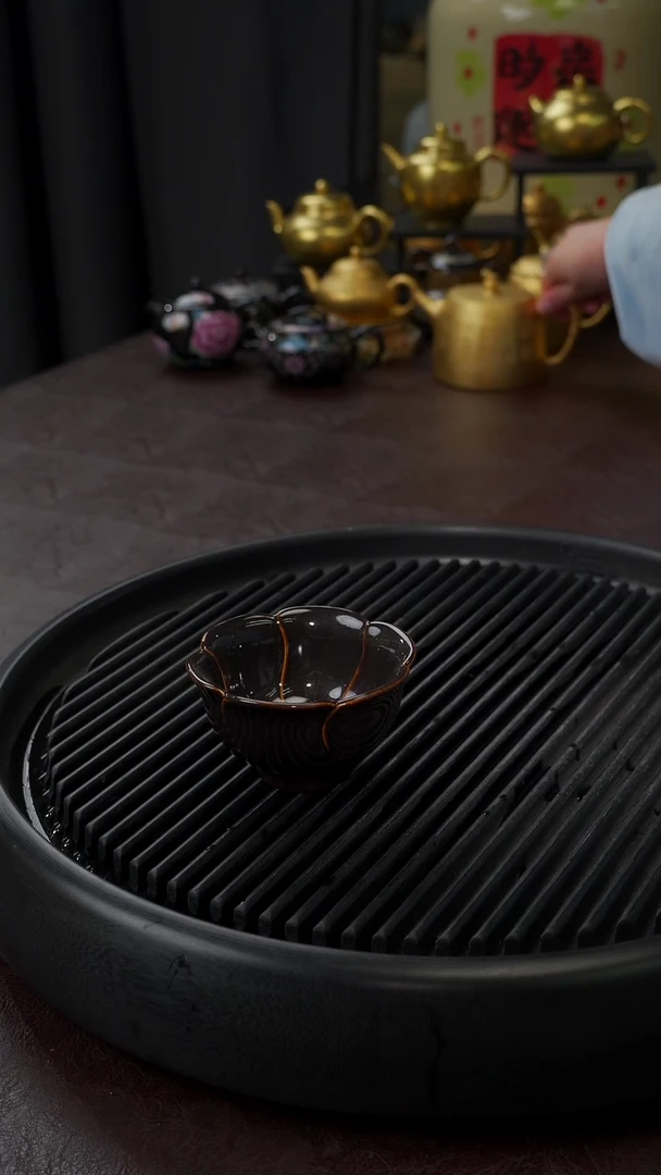 【闪购商品】杯【宜景窑黑定洒金】玉蕊花