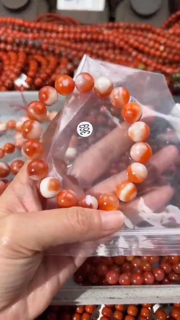 南红玛瑙手串未镶嵌12+