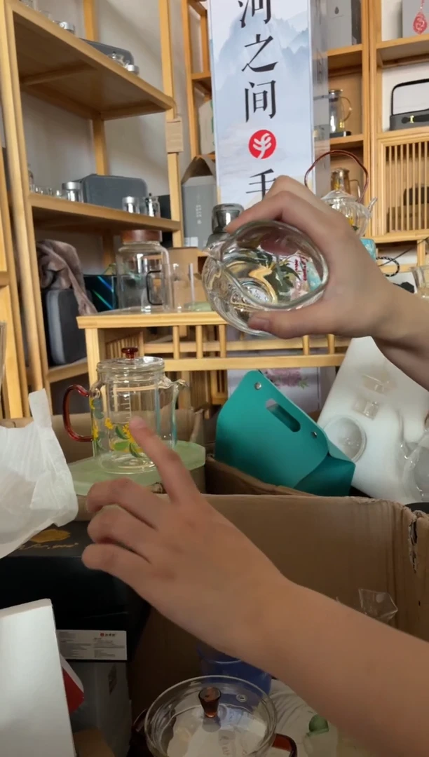 手工艺品玻璃飞鸟公杯荷花