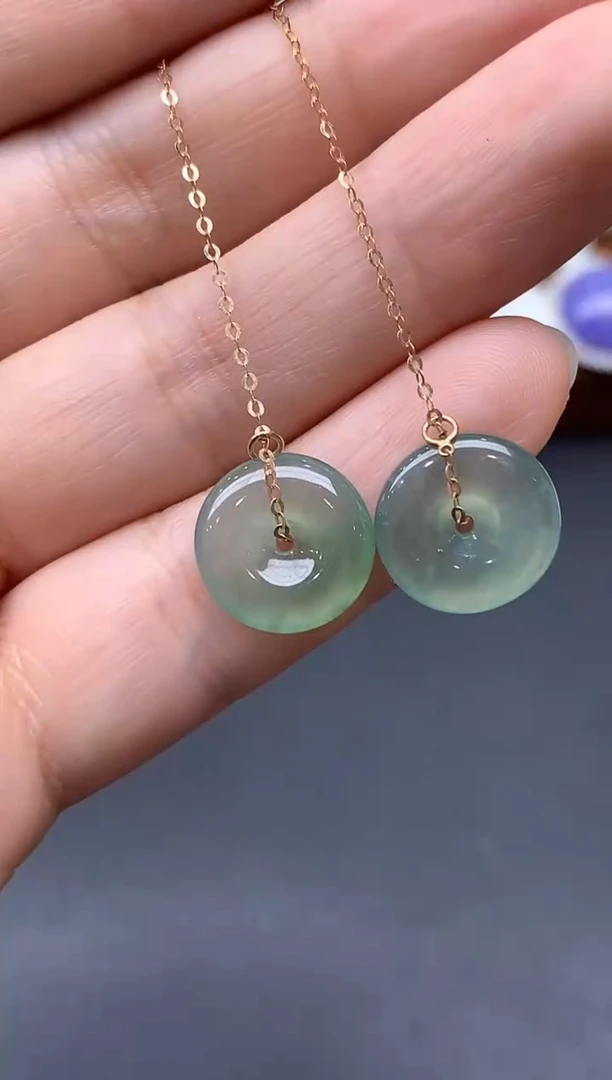 颈饰18K金镶嵌翡翠54-中国好珍宝