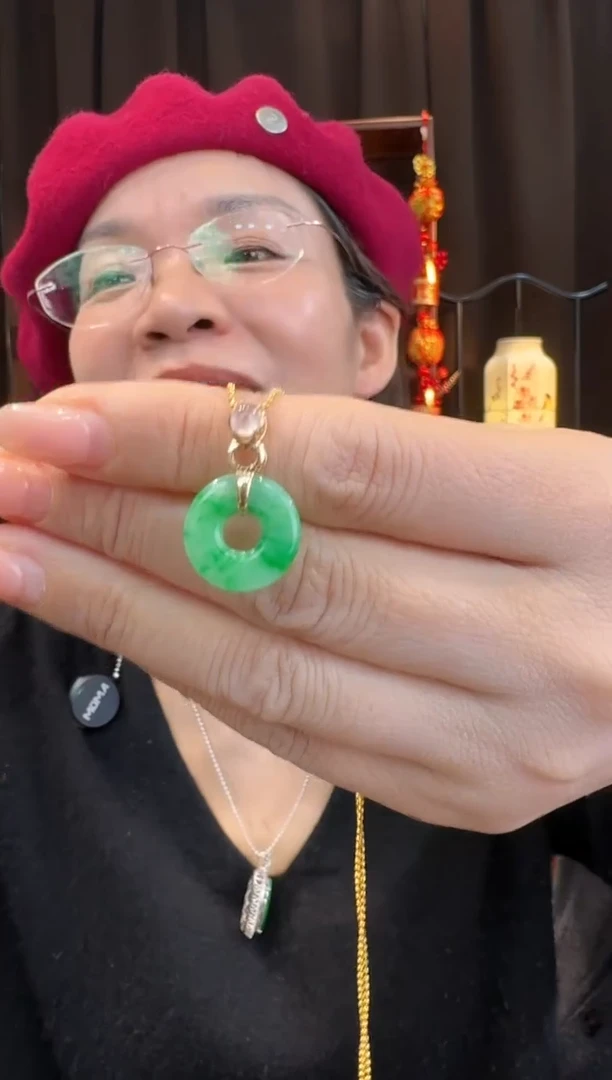 【闪购商品】翡翠吊坠(不含链)18K金镶嵌平安扣吊坠