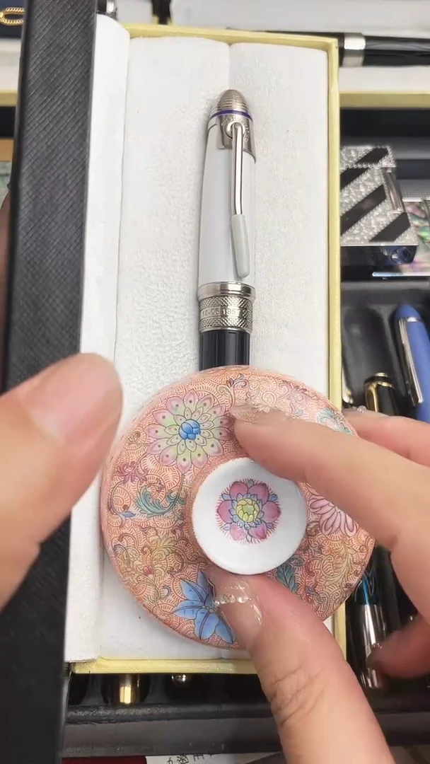 瓷片小***了hfsd32165633jf988667