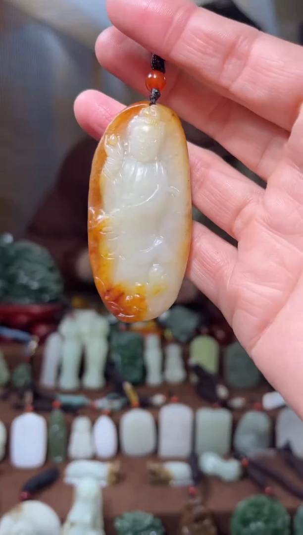 颈饰未镶嵌和田玉·