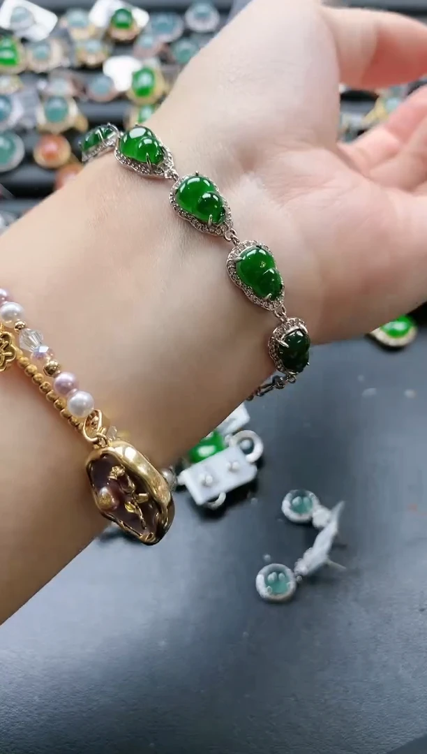 【闪购商品】翡翠戒指银S925镶嵌515111