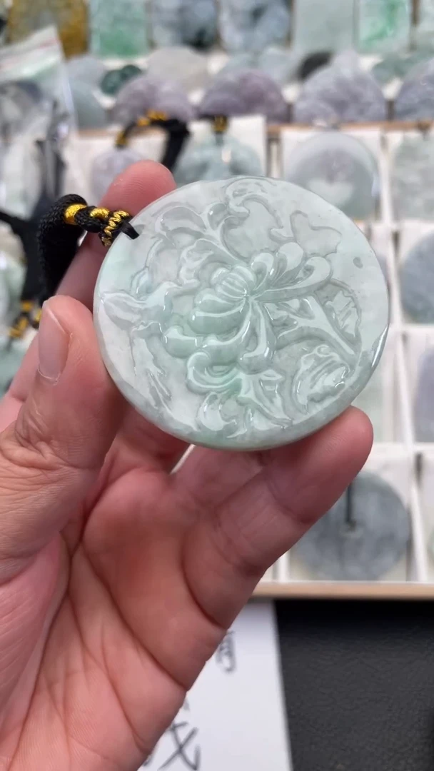 颈饰未镶嵌翡翠天然缅甸翡翠A货92