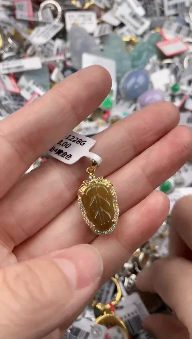 银S925镶嵌戒指翡翠888     1