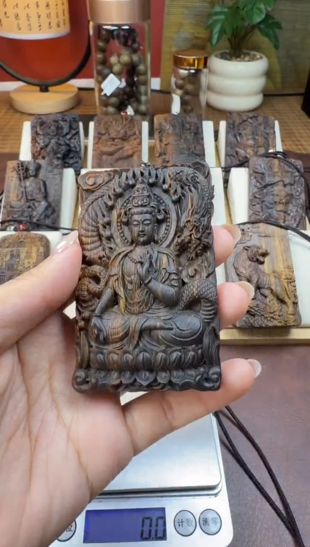 木木雕款 芽庄  御龙观音 双面雕刻  8cm 送养香瓶