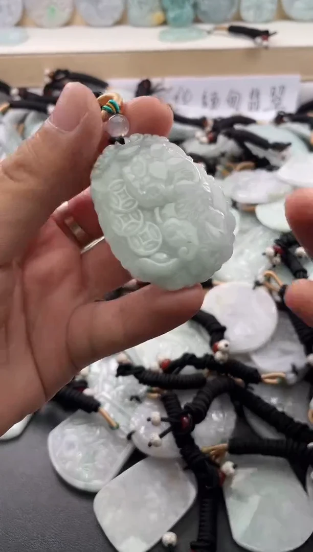 颈饰未镶嵌翡翠25/18/666