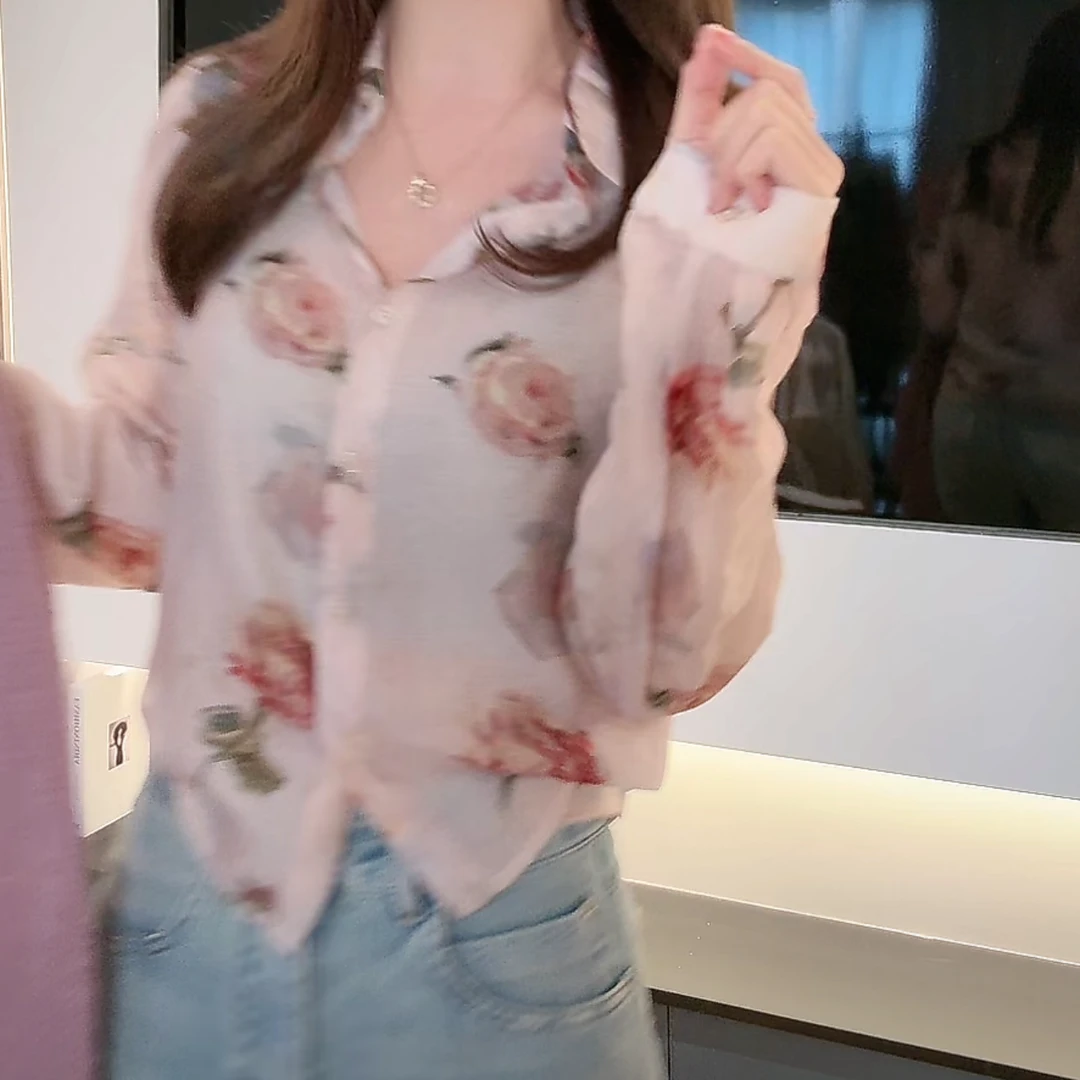 复古港风花衬衫女2025新款春季气质设计感女人味显白千金碎花衬衣