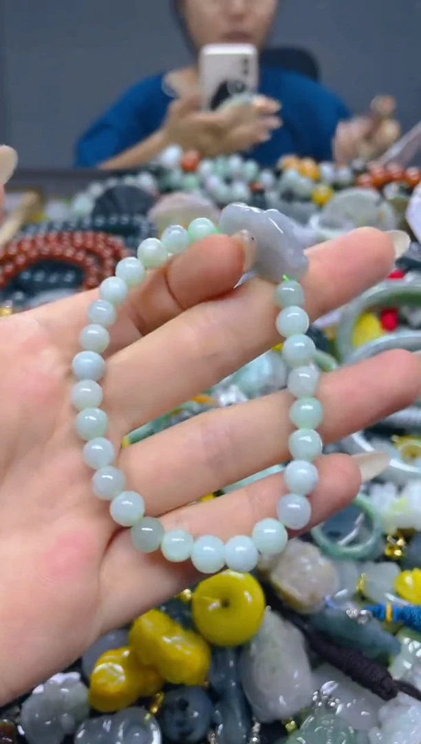 颈饰未镶嵌翡翠5MM/ Q /翡翠A货，一件也是批发价