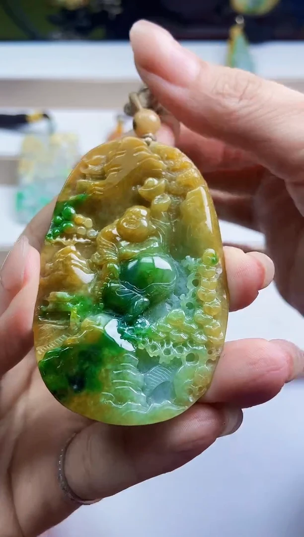 颈饰未镶嵌翡翠翡翠A货