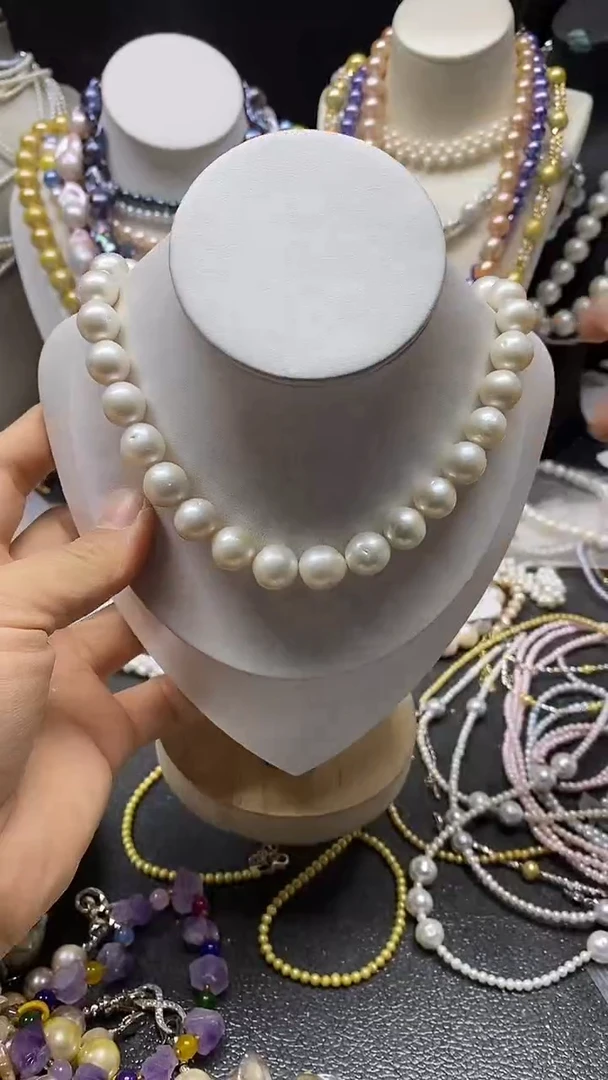 颈饰未镶嵌淡水珍珠多人