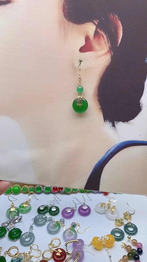 14K金镶嵌石英质玉（天山翠）耳饰76