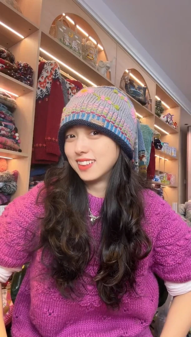 绵羊毛美丽如刺绣帽子